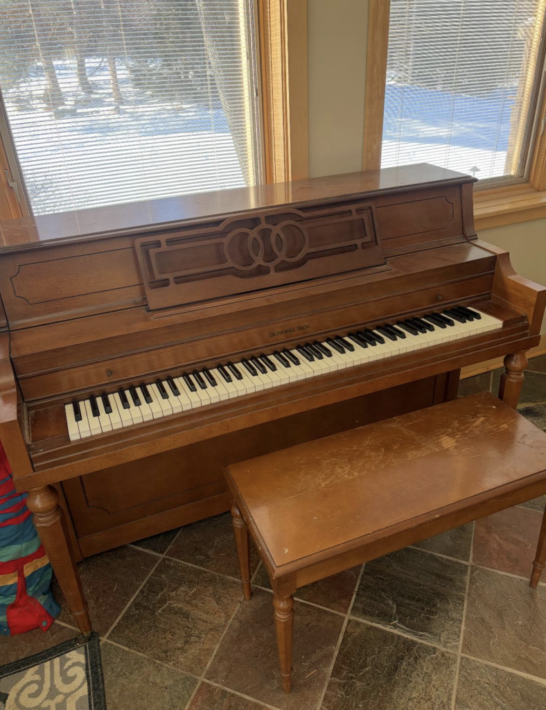 Free Vintage Upright Piano Available Near Ann Arbor (Moving Cost Only)